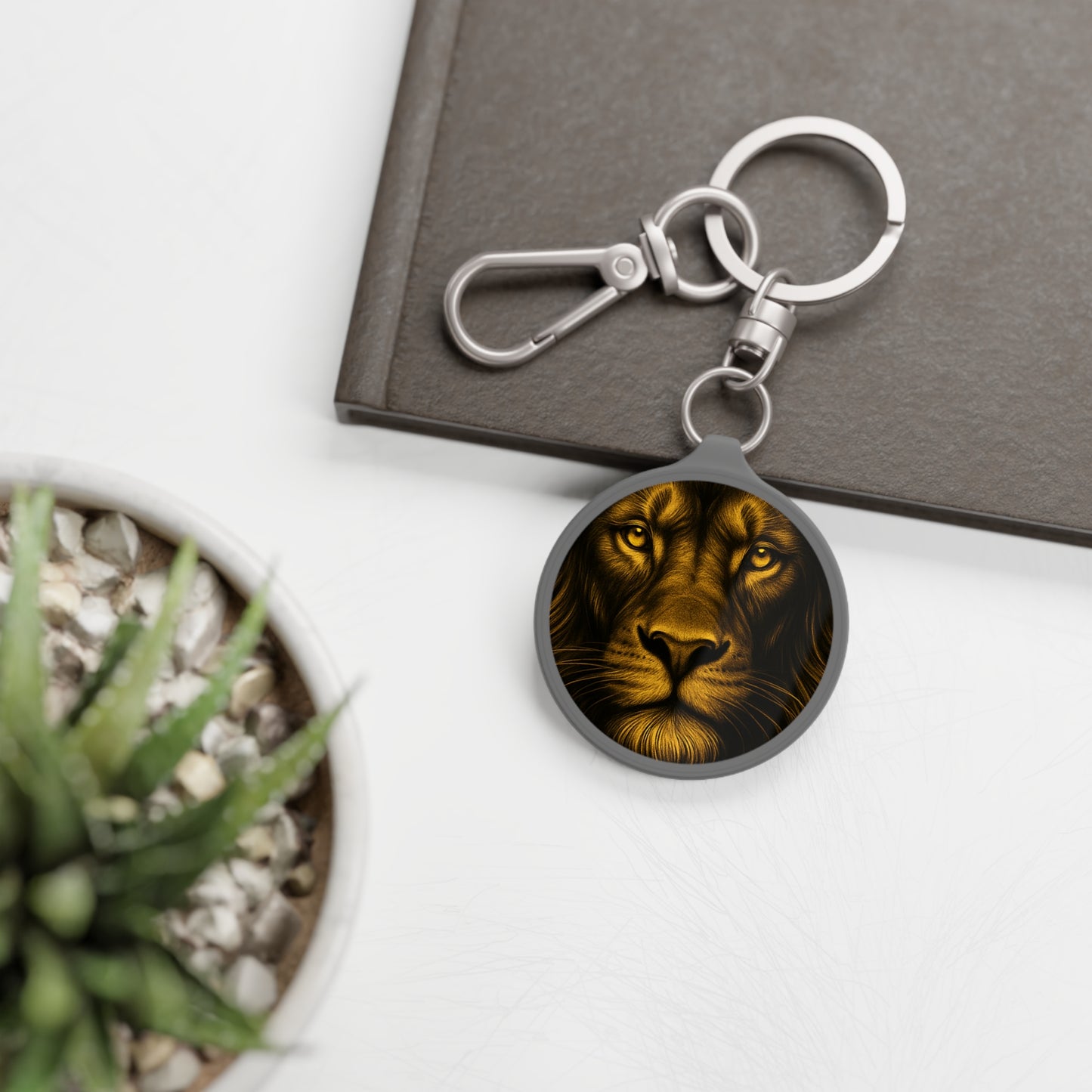 Lion Face Keyring Tag - Fierce Animal Lover Accessory